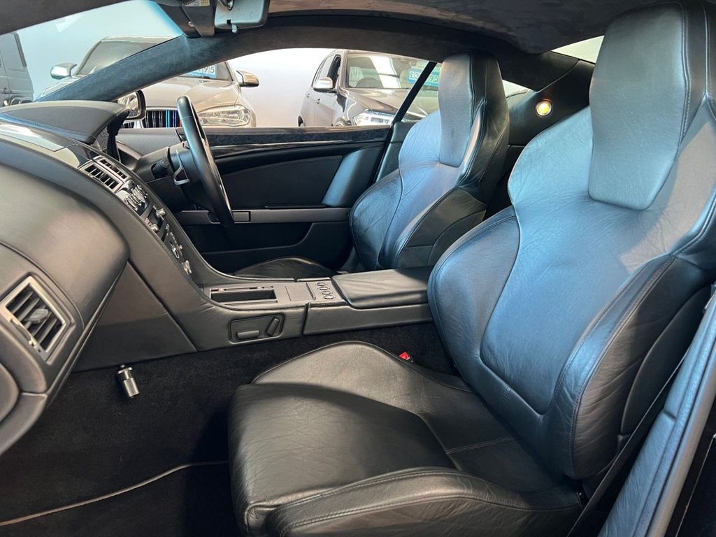 Used Aston Martin DB9 2004 for sale - 76080492: Photo 47