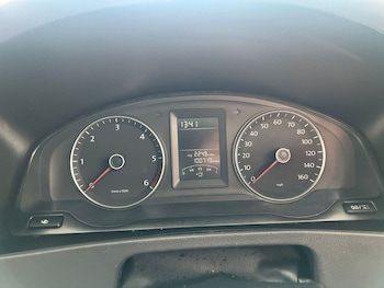 Used Volkswagen Transporter 2012 for sale - 78413812: Photo