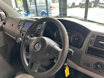 Used Volkswagen Transporter 2012 for sale - 78413812: Photo