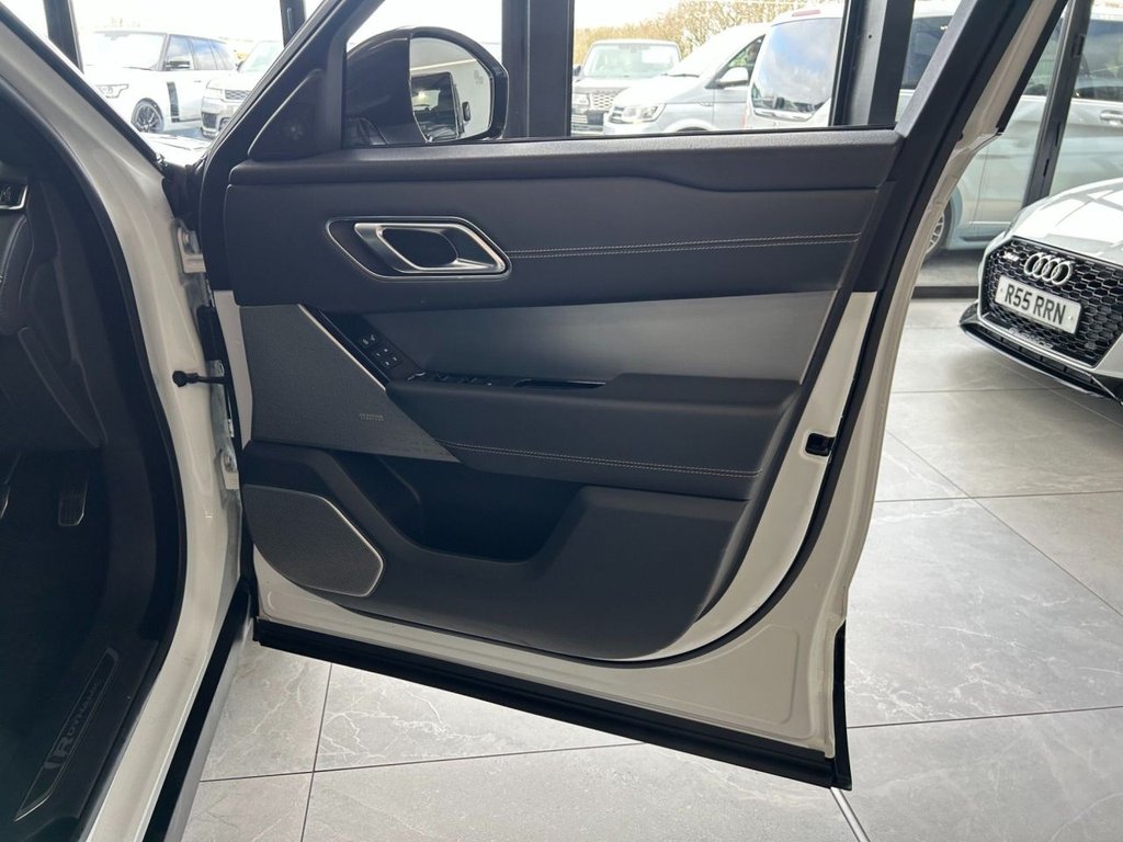 Used Land Rover Range Rover Velar 2018 for sale - 77919649: Photo 30