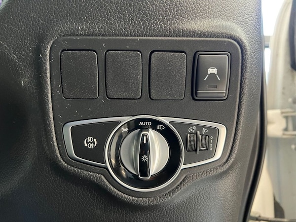 Used Mercedes-Benz X-Class 2018 for sale - 75666499: Photo 39
