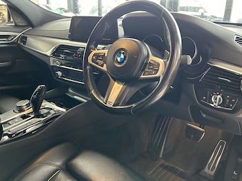 Used BMW 6 Series 2018 for sale - 77608557: Photo