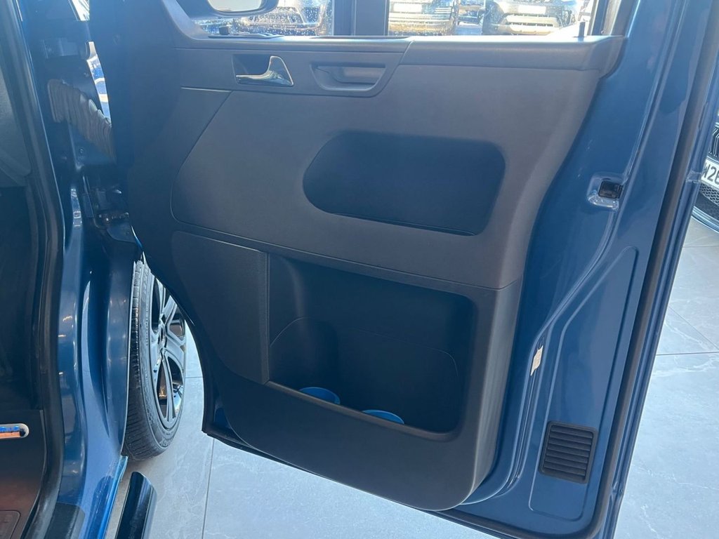 Used Volkswagen Caravelle 2013 for sale - 77111064: Photo 25