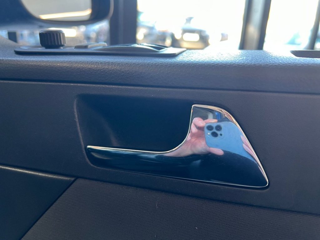 Used Volkswagen Caravelle 2013 for sale - 77111064: Photo 26