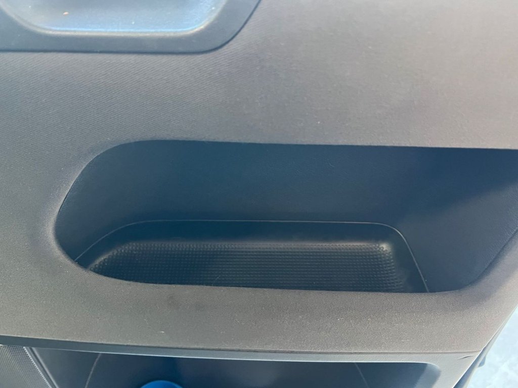 Used Volkswagen Caravelle 2013 for sale - 77111064: Photo 27