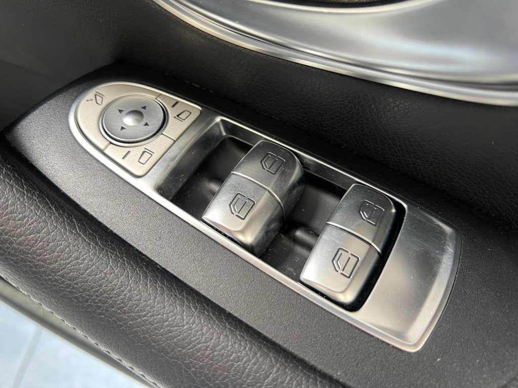 Used Mercedes-Benz E Class 2018 for sale - 77533943: Photo 38