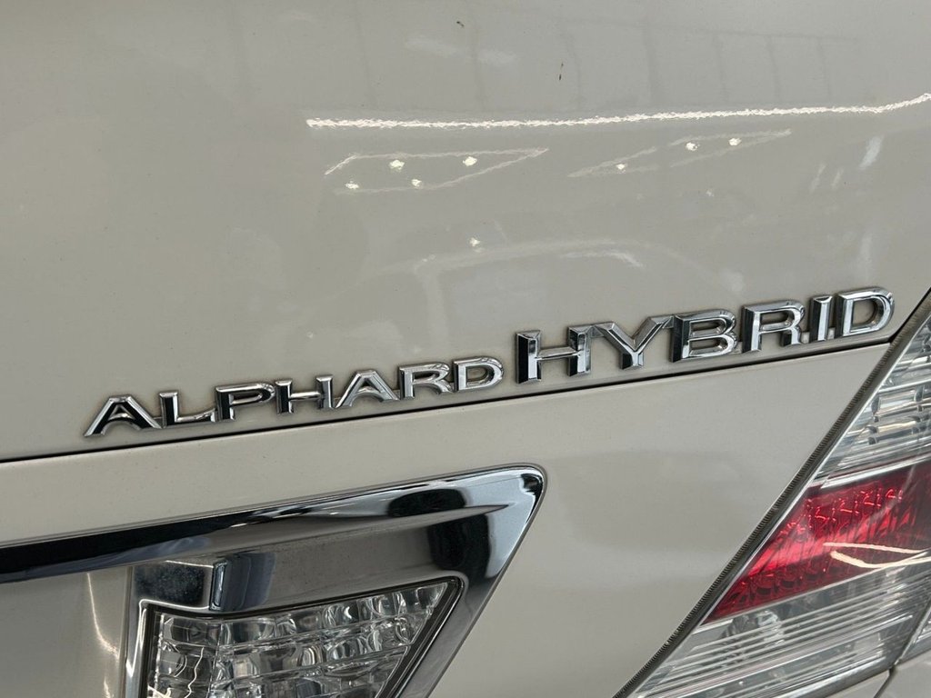 Used Toyota Alphard 2018 for sale - 78117604: Photo 17