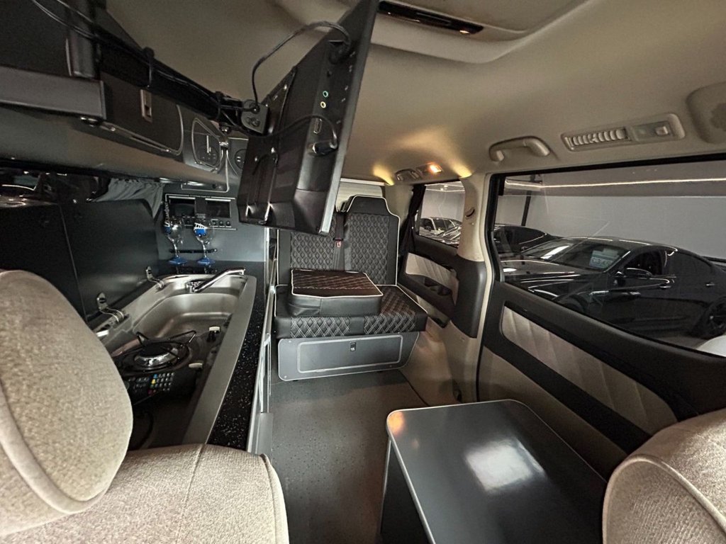 Used Toyota Alphard 2018 for sale - 78117604: Photo 47