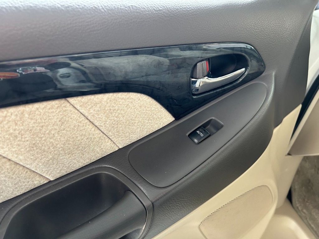 Used Toyota Alphard 2018 for sale - 78117604: Photo 49