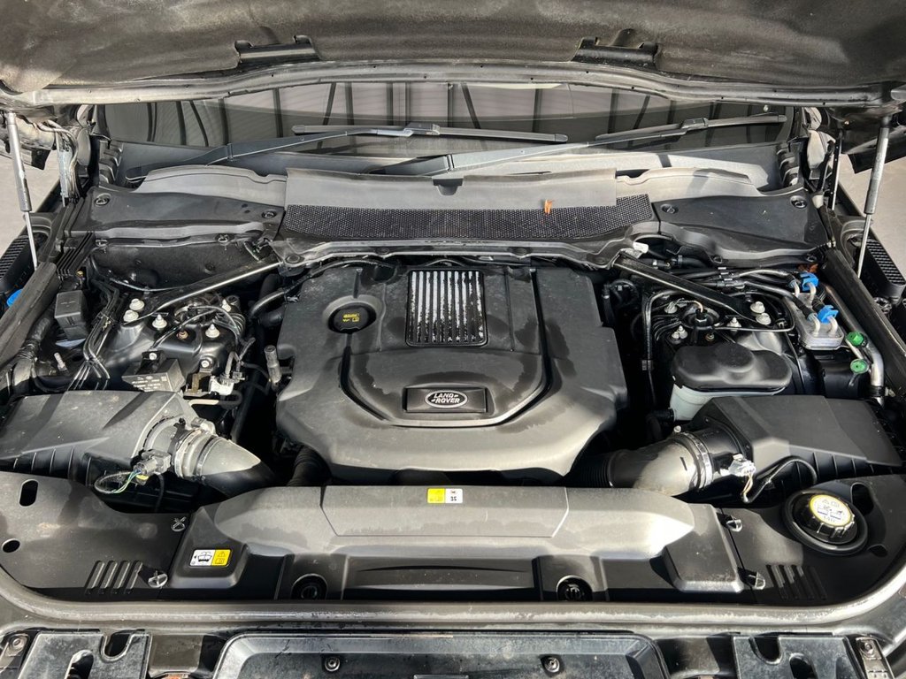 Used Land Rover Range Rover Sport 2018 for sale - 76367456: Photo 28