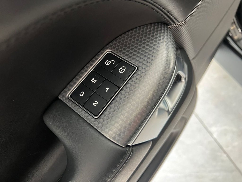 Used Land Rover Range Rover Sport 2018 for sale - 76367456: Photo 45
