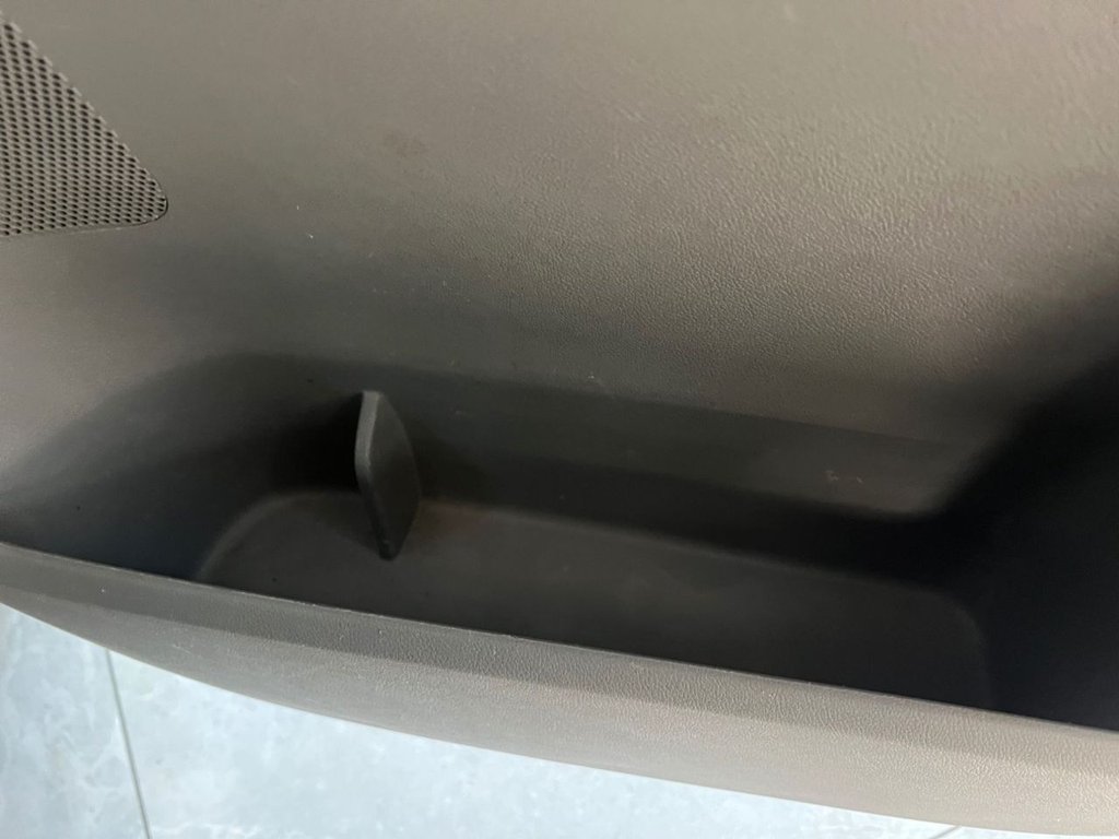 Used Volkswagen Transporter 2015 for sale - 76547221: Photo 23