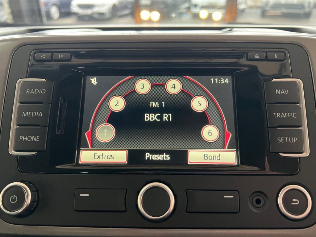 Used Volkswagen Transporter 2015 for sale - 76547221: Photo 36