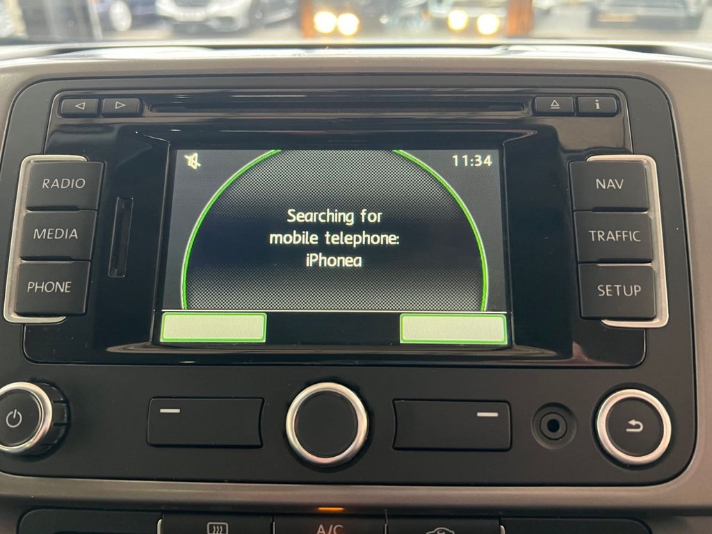 Used Volkswagen Transporter 2015 for sale - 76547221: Photo 38