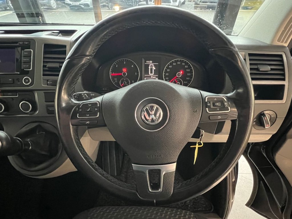 Used Volkswagen Transporter 2015 for sale - 76547221: Photo 4