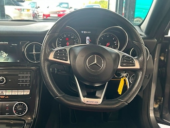 Used Mercedes-Benz SLC 2016 for sale - 79466068: Photo
