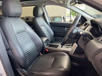 Used Land Rover Discovery Sport 2015 for sale - 75397706: Photo