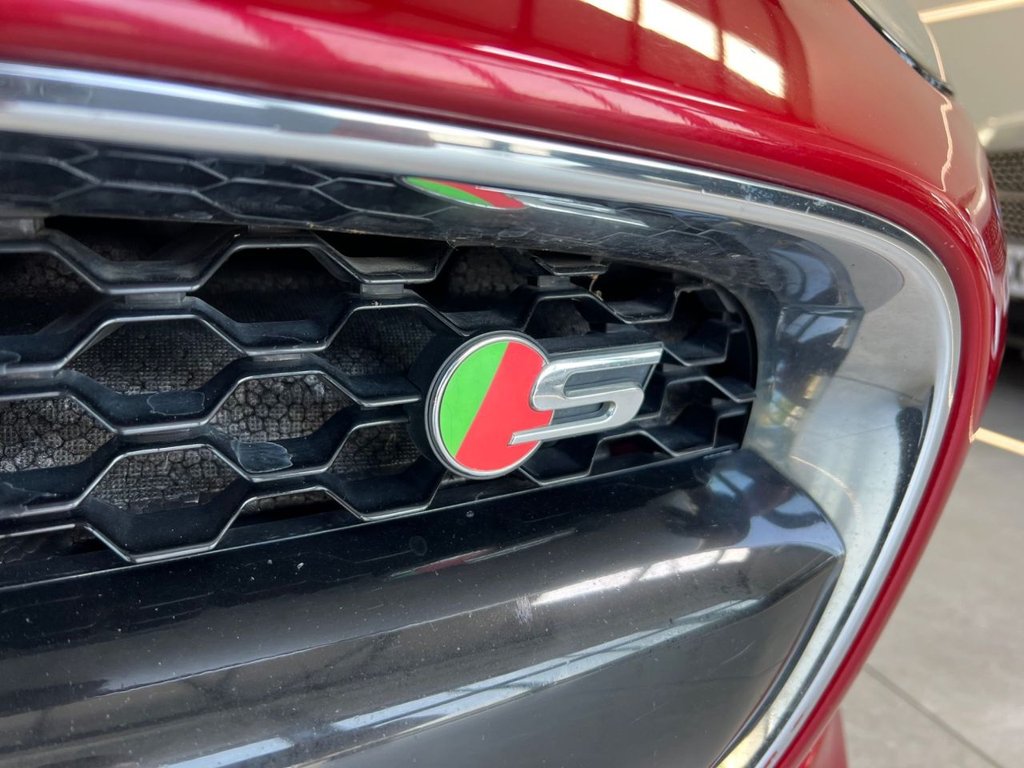 Used Jaguar F-Type 2014 for sale - 77369349: Photo 16