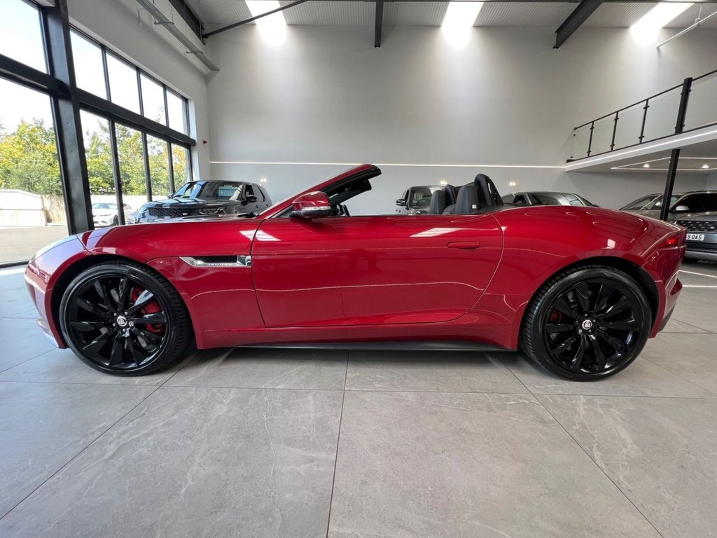 Used Jaguar F-Type 2014 for sale - 77369349: Photo 37