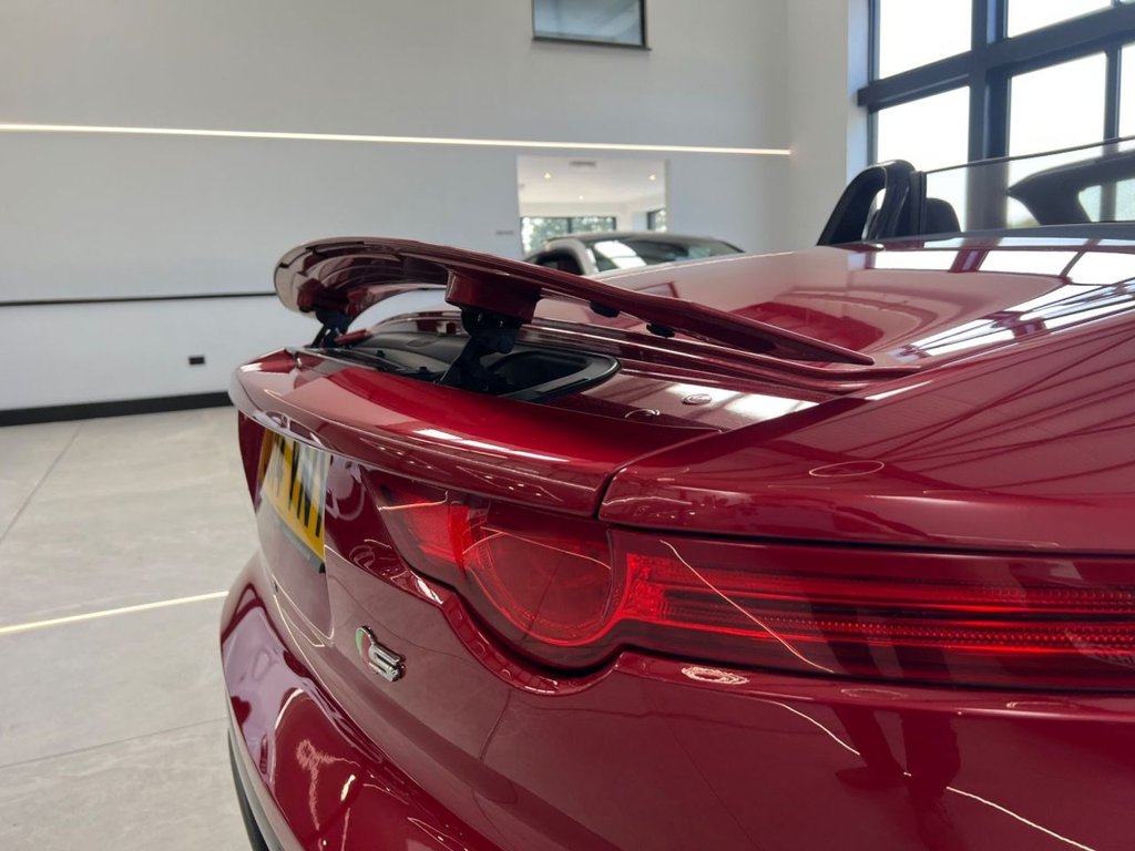 Used Jaguar F-Type 2014 for sale - 77369349: Photo 38