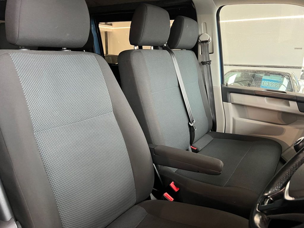 Used Volkswagen Transporter 2015 for sale - 76868005: Photo 33