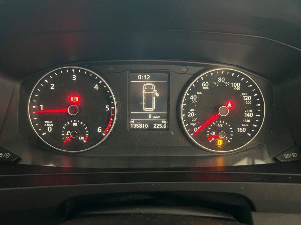 Used Volkswagen Transporter 2015 for sale - 76868005: Photo 34