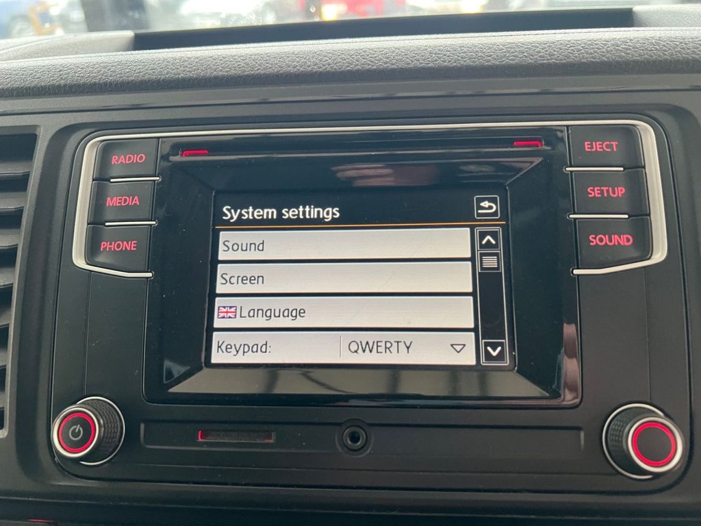 Used Volkswagen Transporter 2015 for sale - 76868005: Photo 46