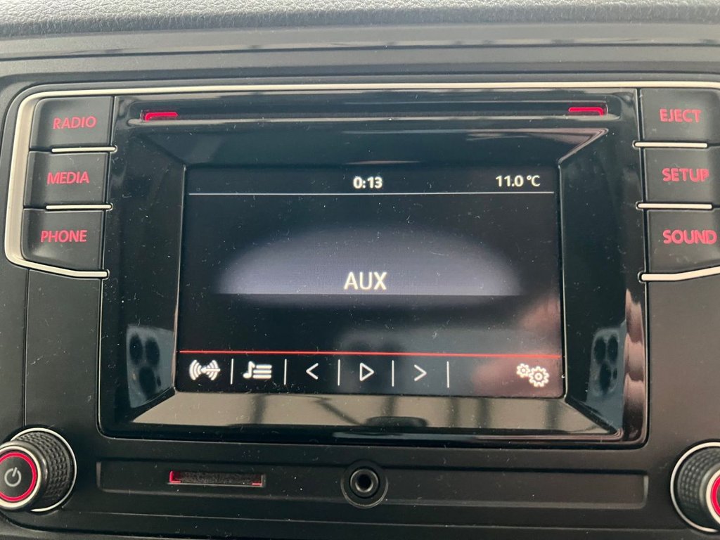 Used Volkswagen Transporter 2015 for sale - 76868005: Photo 48