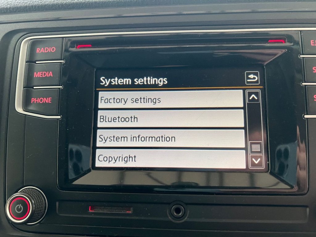 Used Volkswagen Transporter 2015 for sale - 76868005: Photo 50