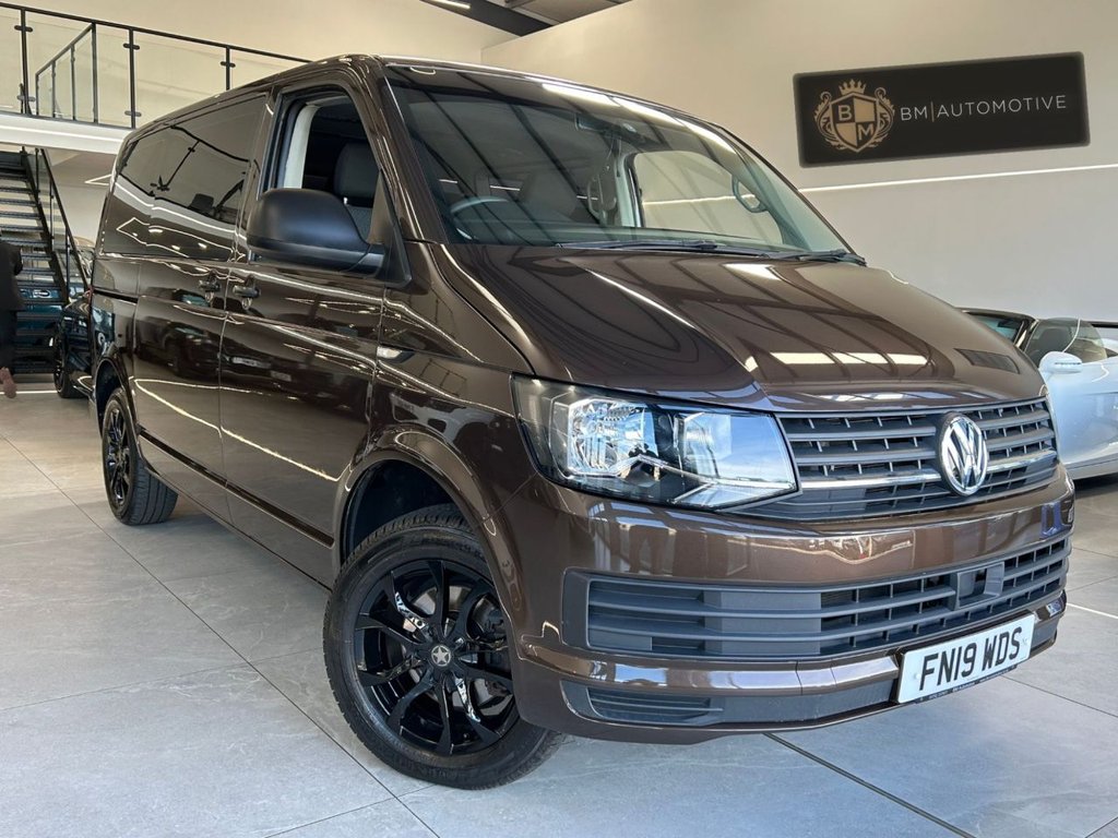 Used Volkswagen Transporter Shuttle 2019 for sale - 77967055: Photo 1