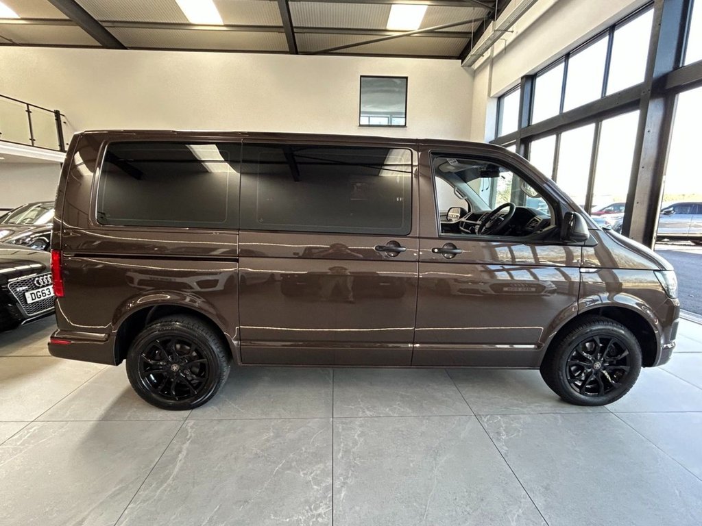 Used Volkswagen Transporter Shuttle 2019 for sale - 77967055: Photo 2