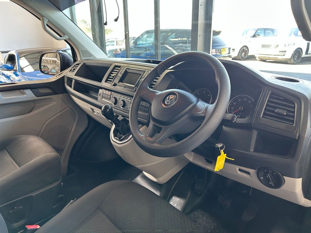 Used Volkswagen Transporter Shuttle 2019 for sale - 77967055: Photo 3