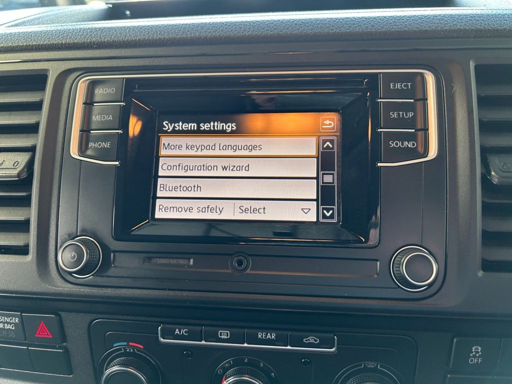 Used Volkswagen Transporter Shuttle 2019 for sale - 77967055: Photo 44