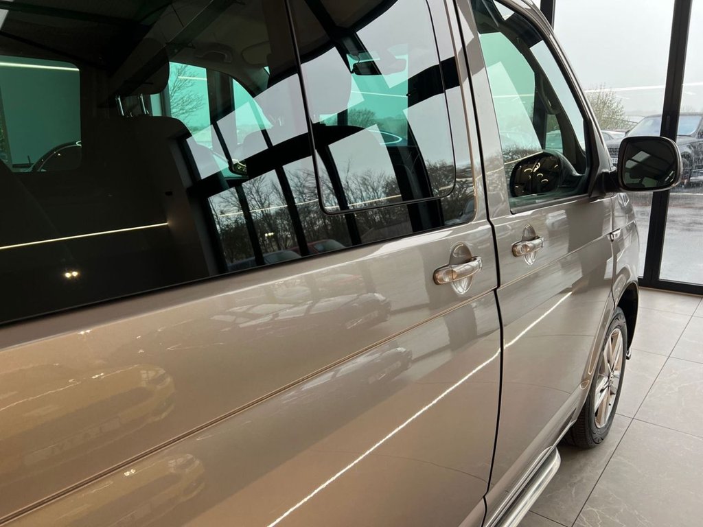 Used Volkswagen Transporter 2017 for sale - 76686062: Photo 10