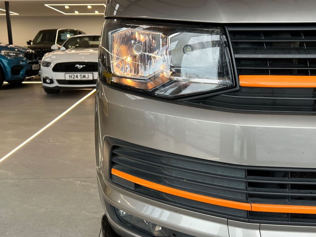 Used Volkswagen Transporter 2017 for sale - 76686062: Photo 24