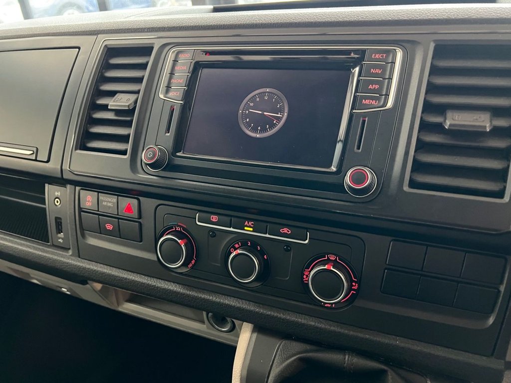 Used Volkswagen Transporter 2017 for sale - 76686062: Photo 32