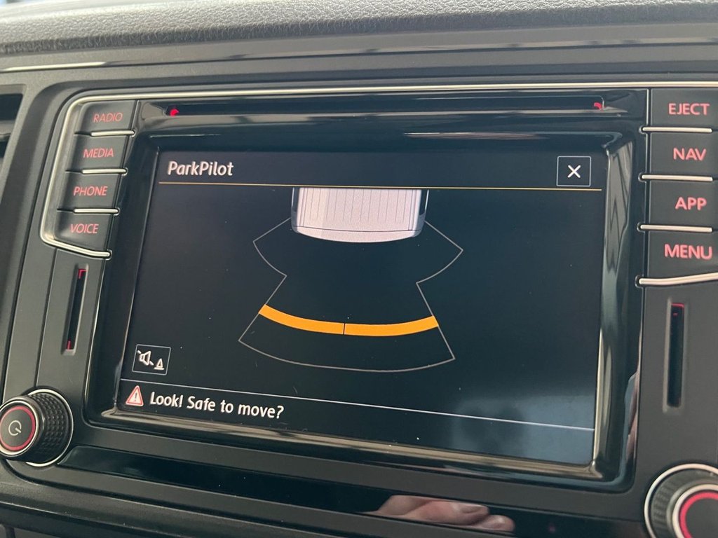 Used Volkswagen Transporter 2017 for sale - 76686062: Photo 46