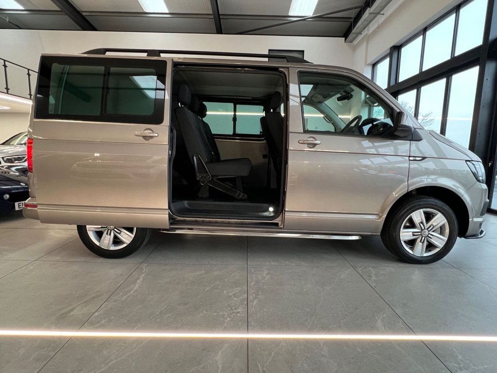 Used Volkswagen Transporter 2017 for sale - 76686062: Photo 8