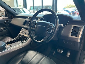 Used Land Rover Range Rover Sport 2017 for sale - 79530702: Photo