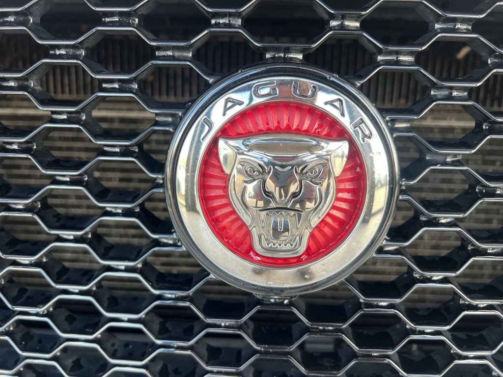 Used Jaguar F-Pace 2016 for sale - 77483397: Photo 24