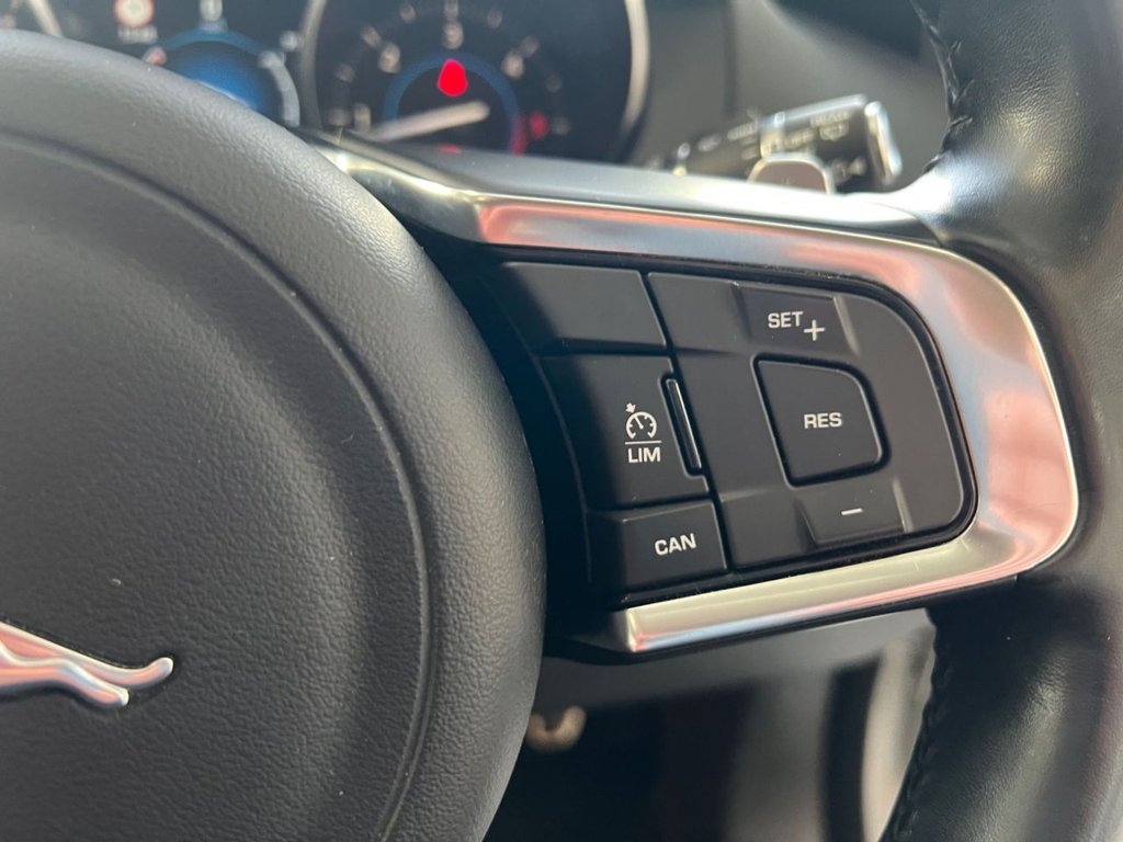 Used Jaguar F-Pace 2016 for sale - 77483397: Photo 37