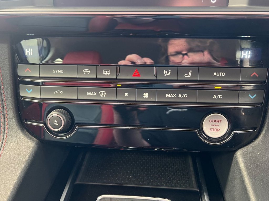 Used Jaguar F-Pace 2016 for sale - 77483397: Photo 40