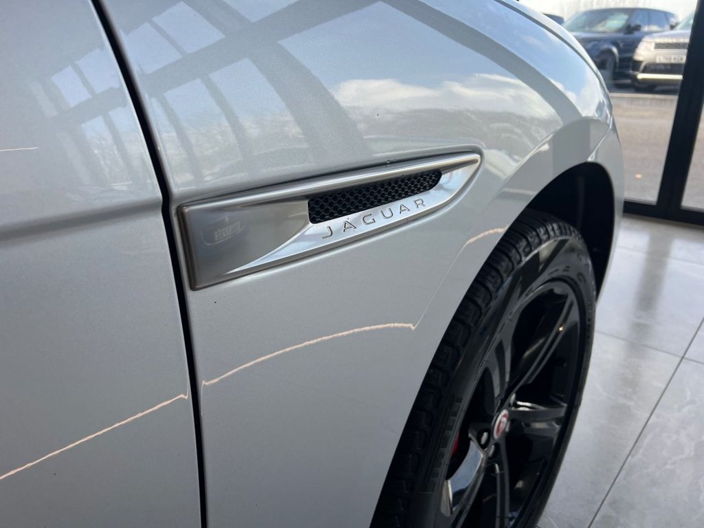 Used Jaguar F-Pace 2016 for sale - 77483397: Photo 9