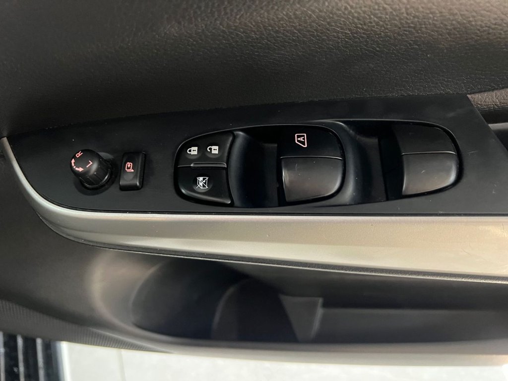 Used Nissan Navara 2019 for sale - 77302428: Photo 27