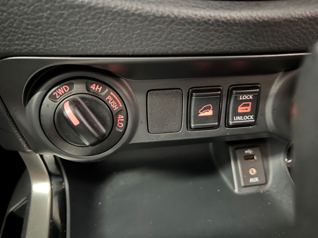 Used Nissan Navara 2019 for sale - 77302428: Photo 43