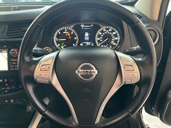 Used Nissan Navara 2019 for sale - 77302428: Photo