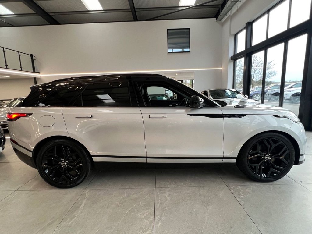 Used Land Rover Range Rover Velar 2018 for sale - 76985799: Photo 2