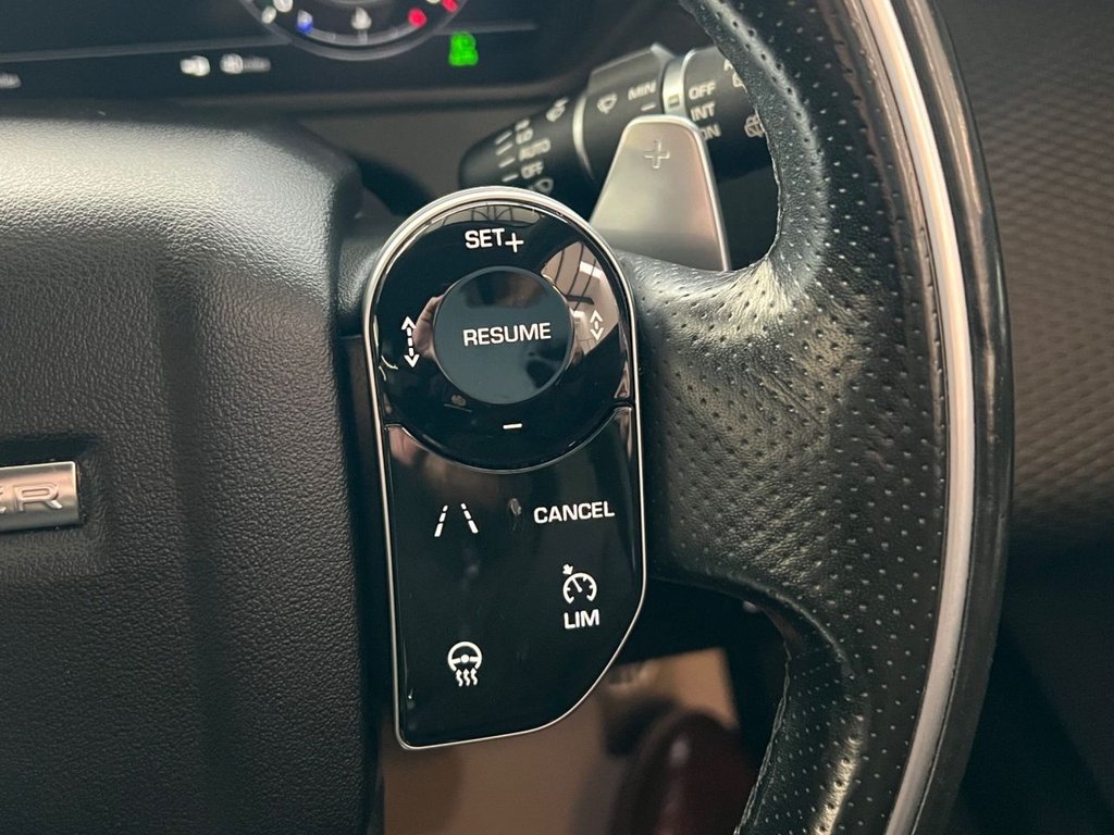 Used Land Rover Range Rover Velar 2018 for sale - 76985799: Photo 27