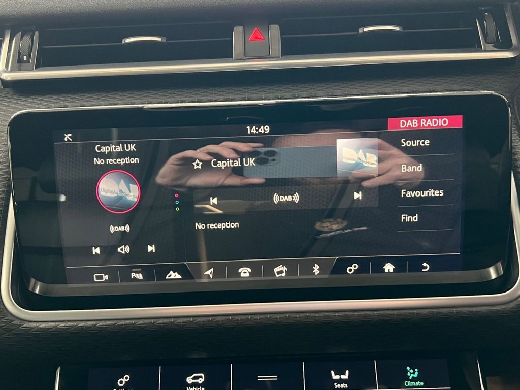 Used Land Rover Range Rover Velar 2018 for sale - 76985799: Photo 30