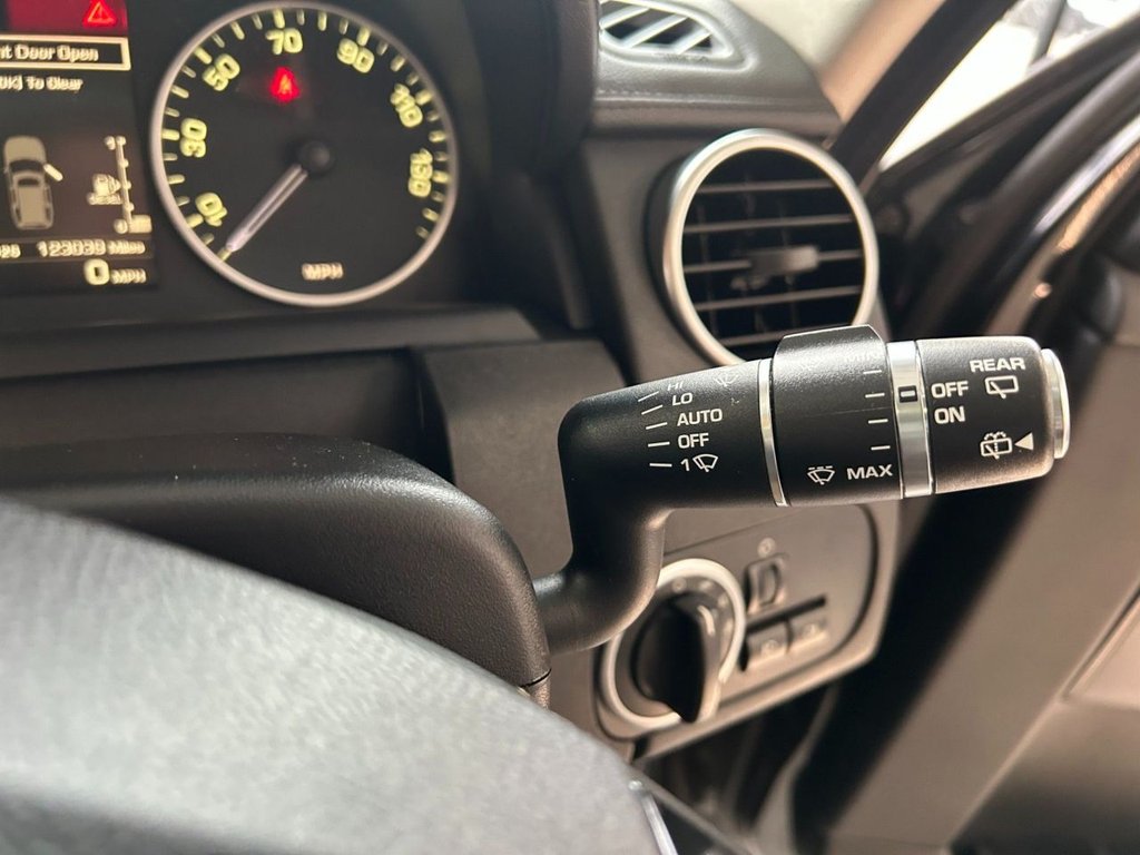 Used Land Rover Discovery 2013 for sale - 77771072: Photo 35